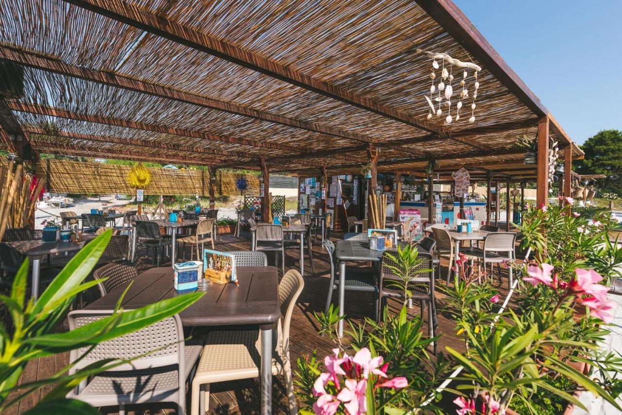 Domoemare Hotel Синискола Екстериор снимка
